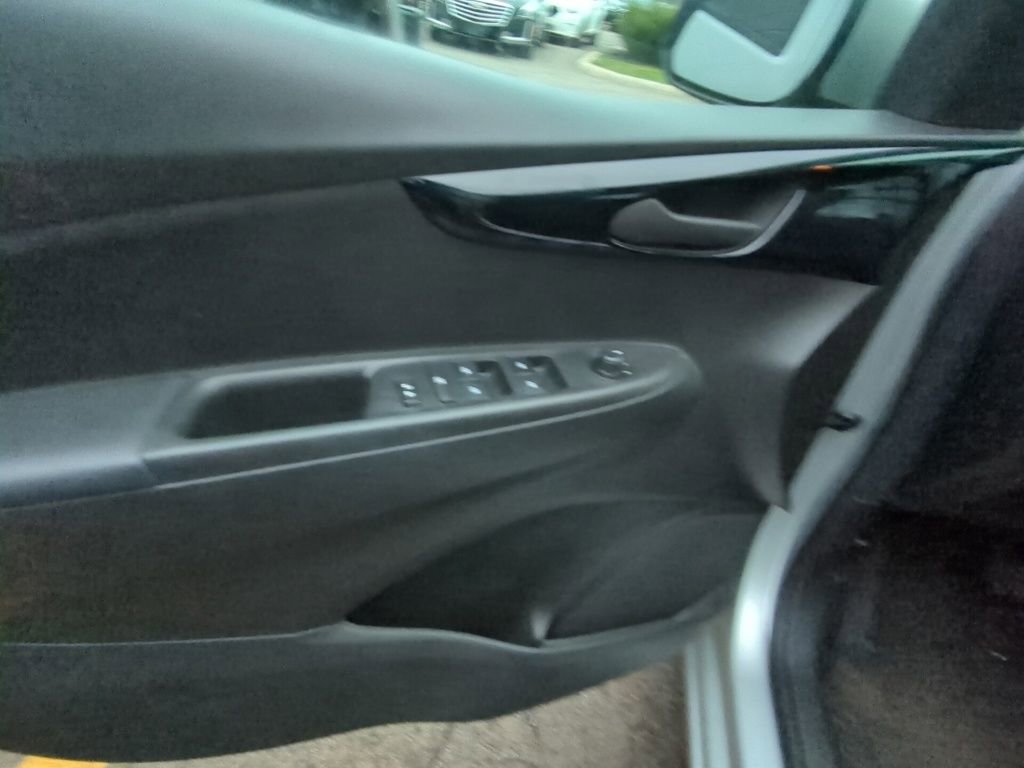 Used 2017 Chevrolet Spark LT image 8