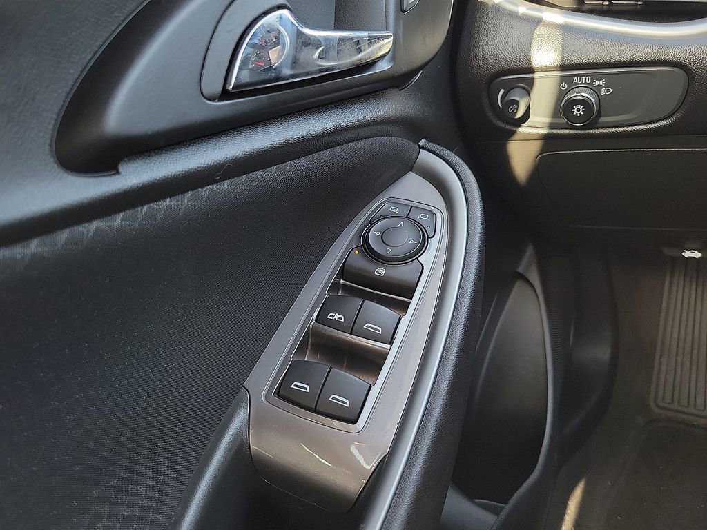 Used 2024 Chevrolet Malibu LT image 13