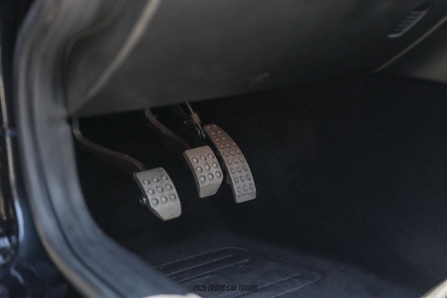 Used 2014 SRT Viper GTS w/ GTS Laguna Interior Package image 34