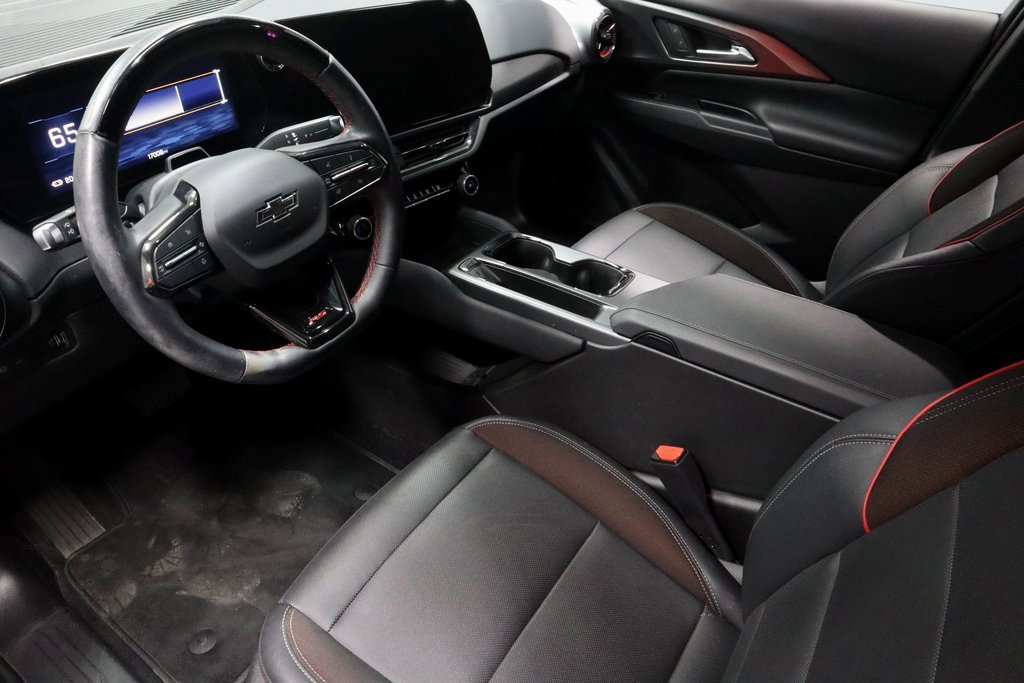 Used 2024 Chevrolet Equinox EV RS image 24