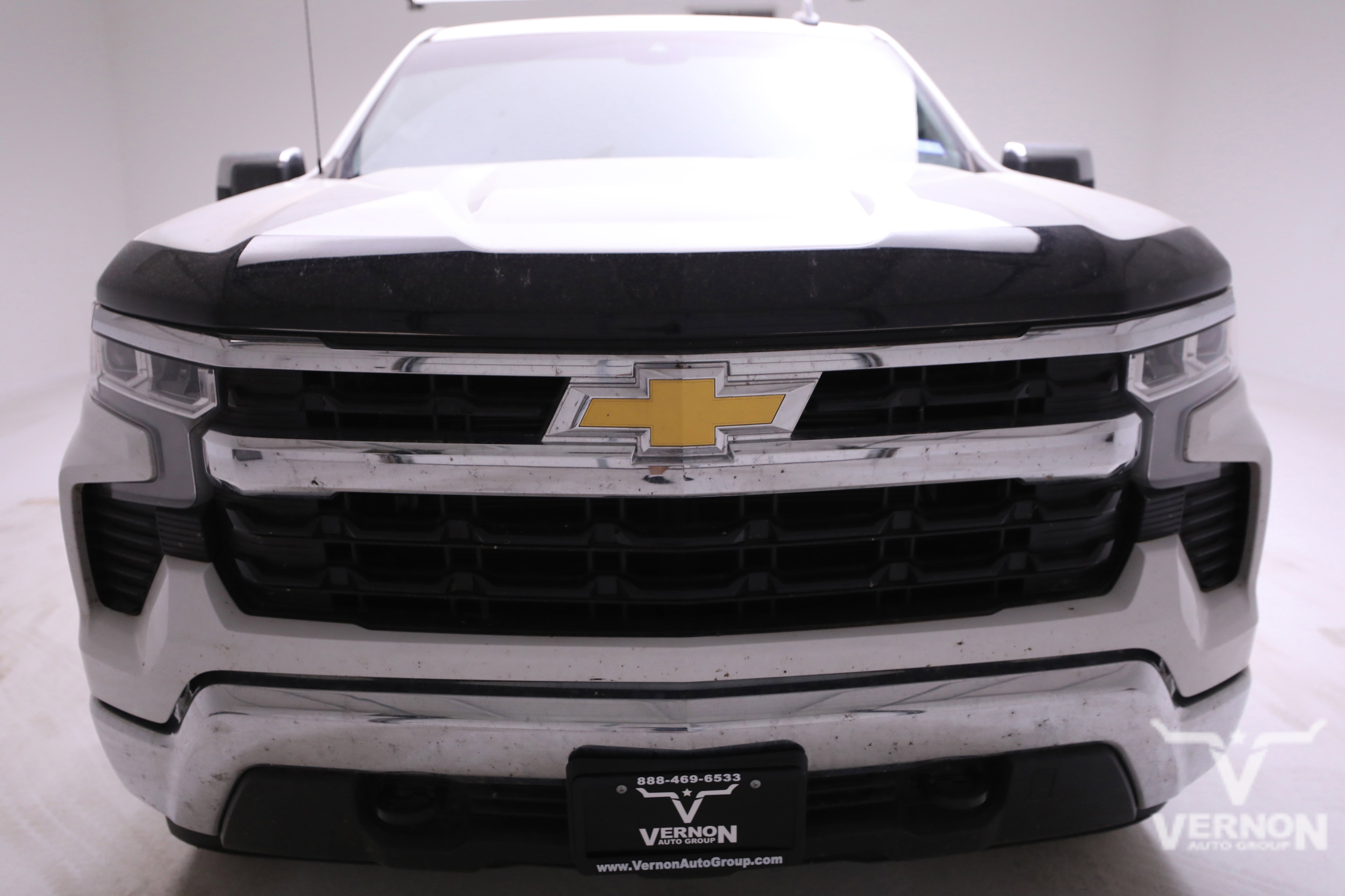 Used 2024 Chevrolet Silverado 1500 LT image 7