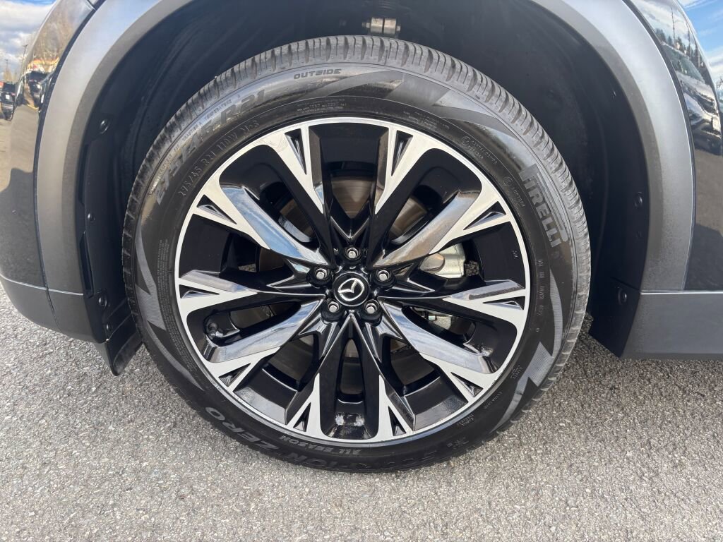 Certified 2024 MAZDA CX-90 Plug-In Hybrid w/ Premium Plus image 11