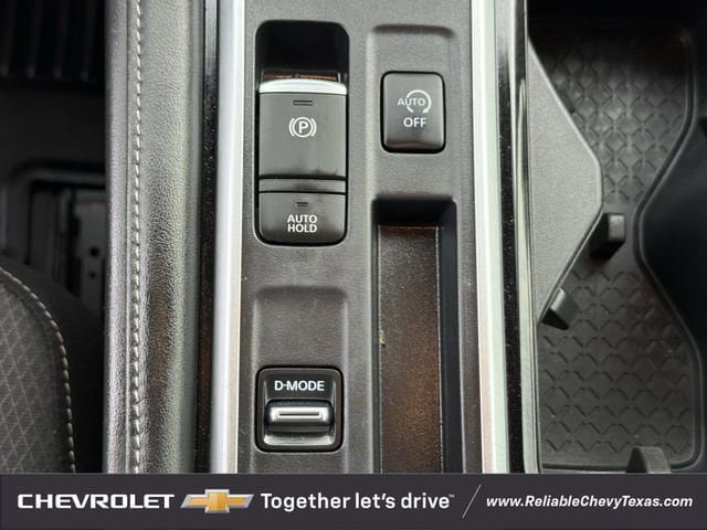 Used 2023 Nissan Pathfinder SV w/ Black Appearance Package FWD image 19
