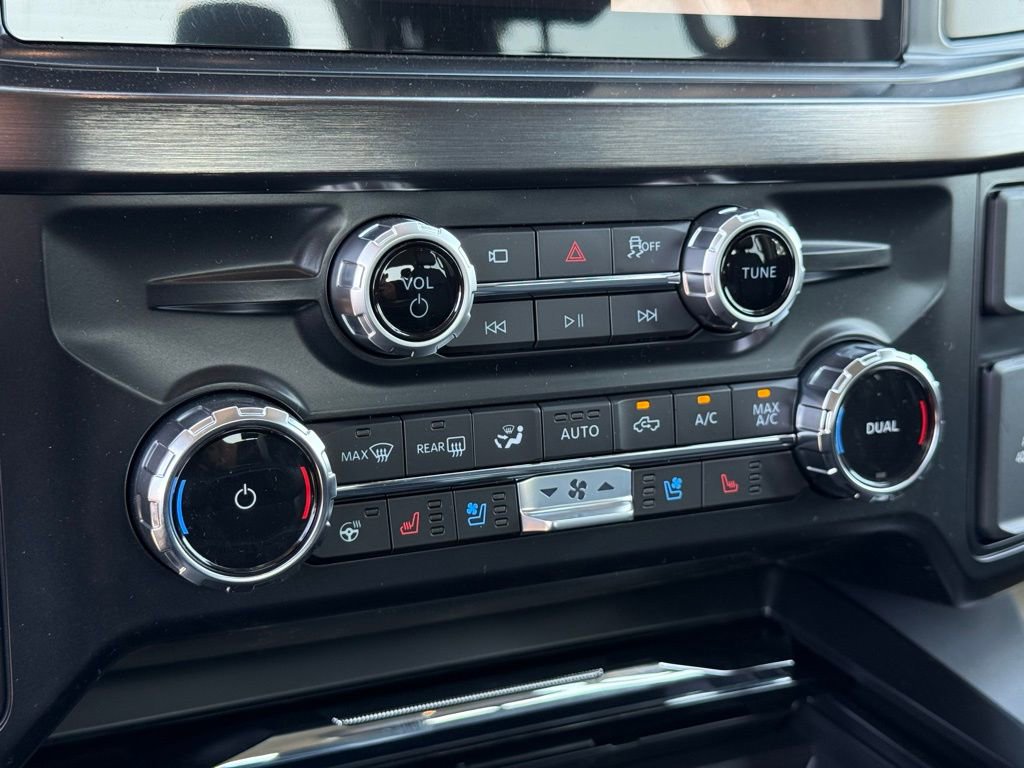 New 2026 Ford F250 4x4 Crew Cab Super Duty image 12