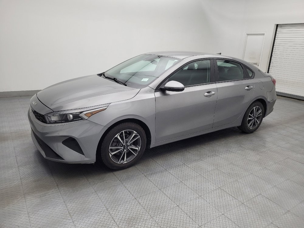 Used 2022 Kia Forte LXS w/ LXS Technology Package image 2