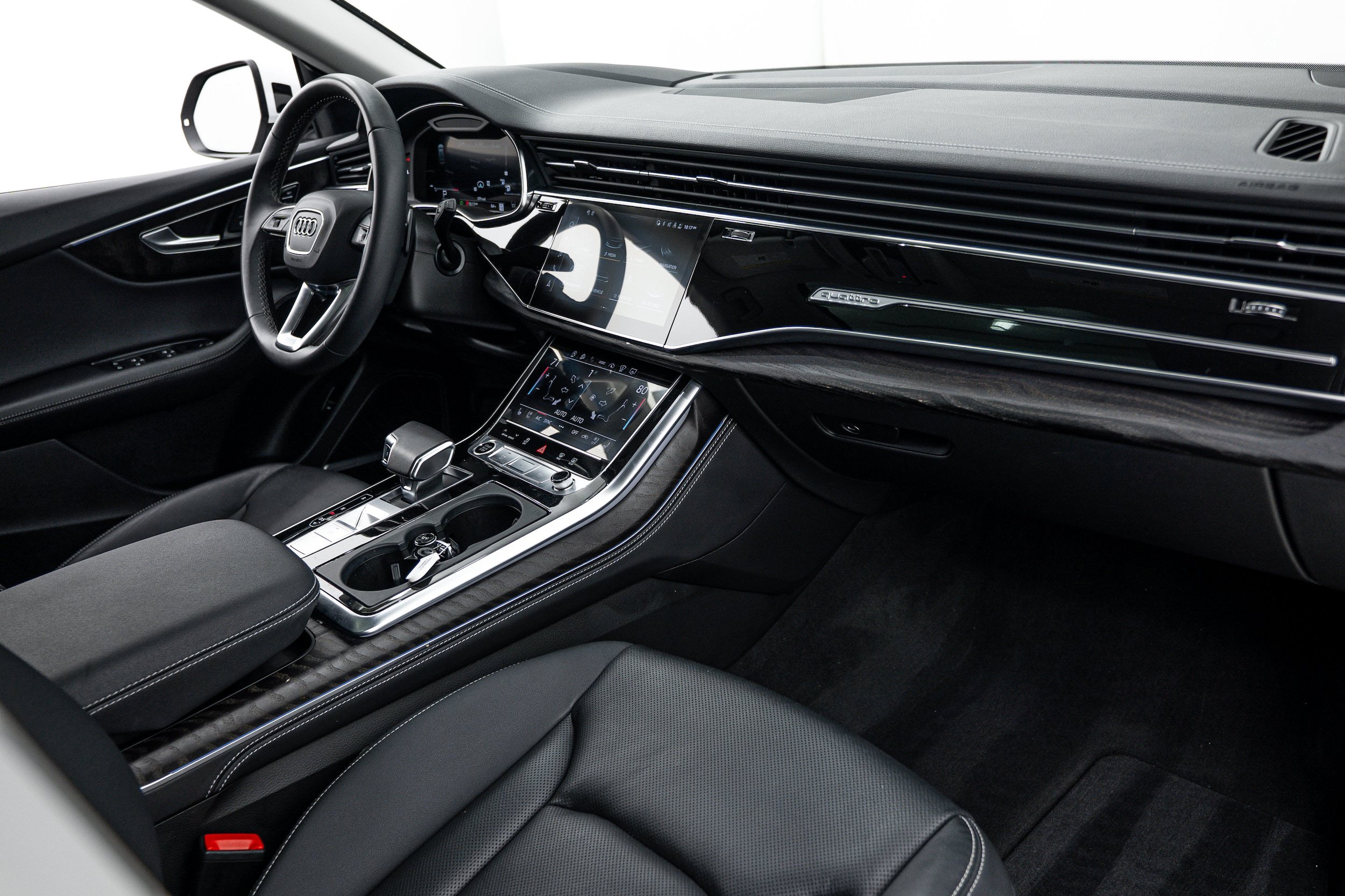 Certified 2023 Audi Q8 Prestige w/ Prestige Package AWD/4WD image 8