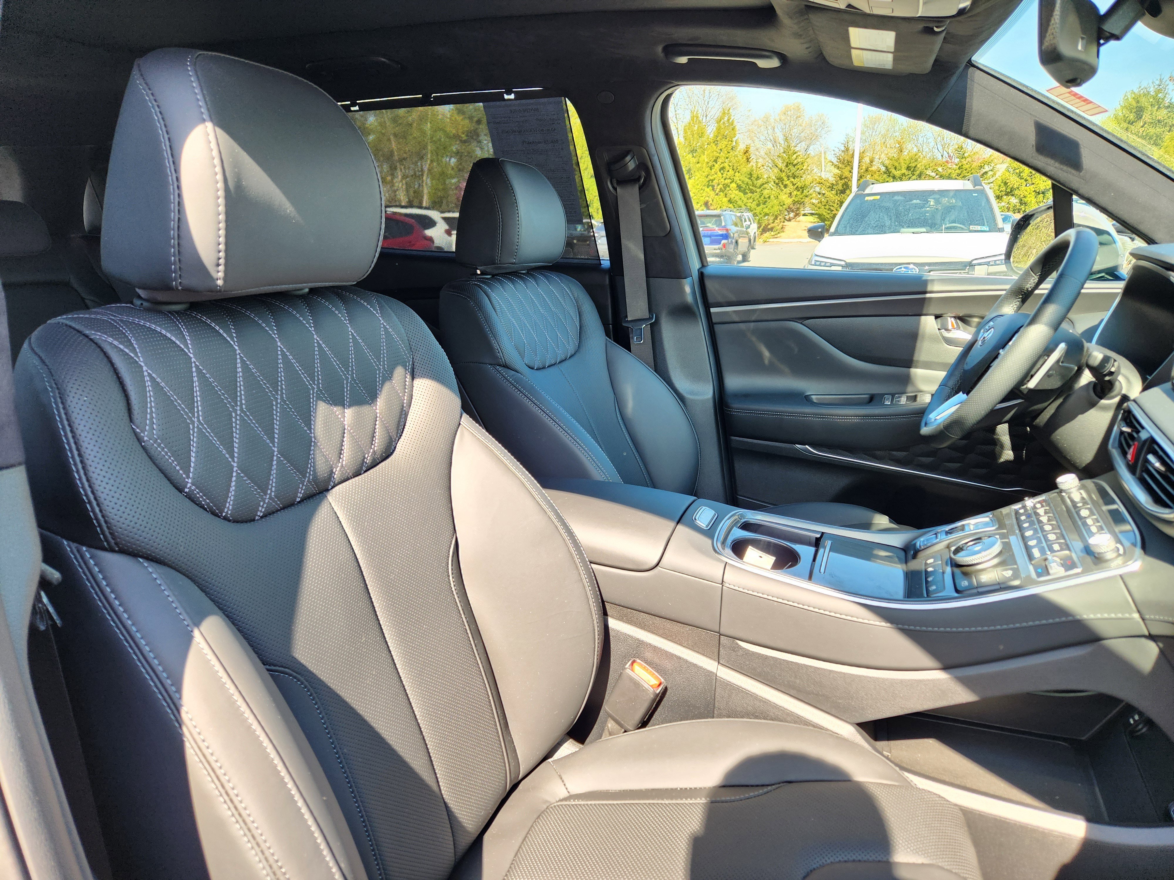 Used 2023 Hyundai Santa Fe Calligraphy image 16