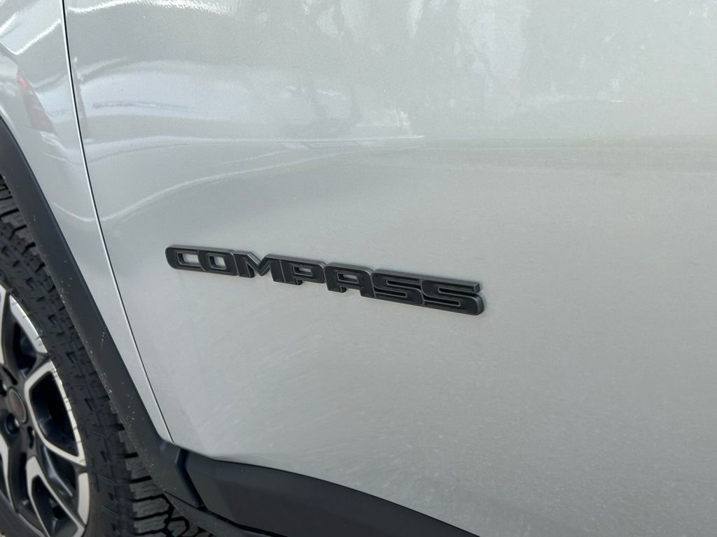 New 2026 Jeep Compass Trailhawk image 24