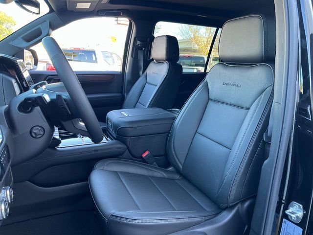 New 2026 GMC Yukon XL Denali w/ Sun & Power Step Package RWD image 10