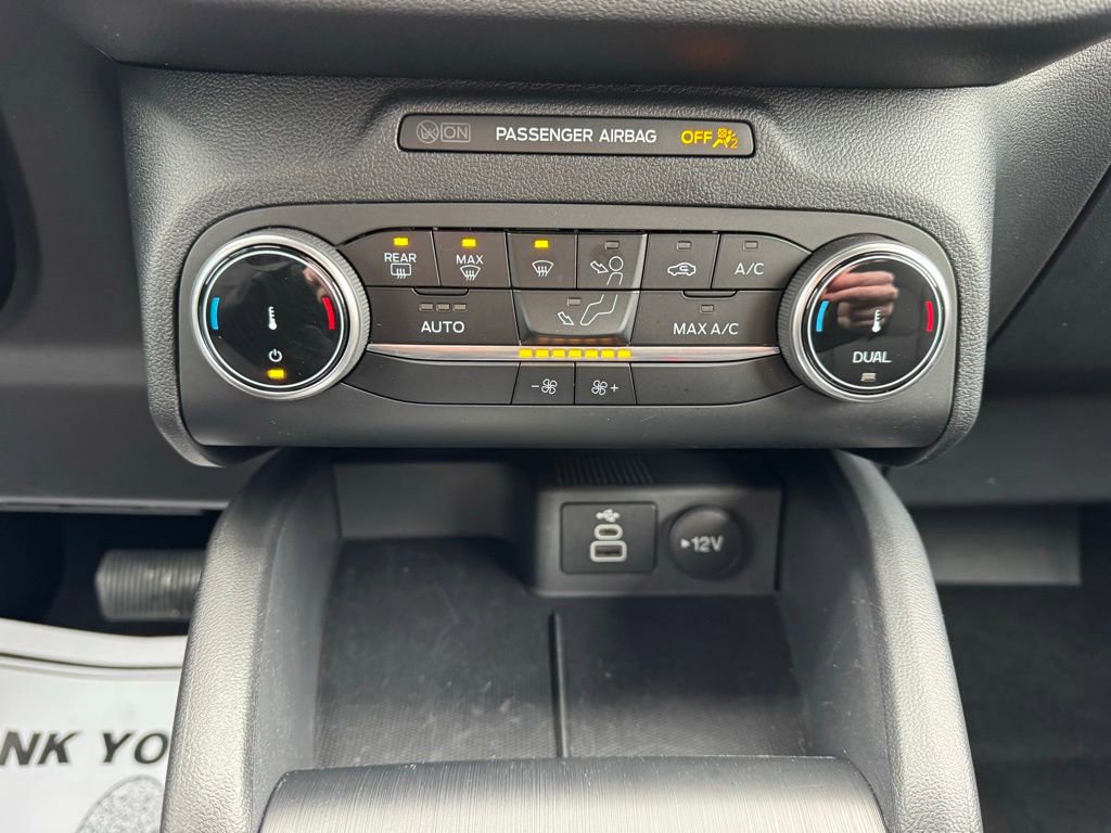 Used 2025 Ford Escape ST-Line image 19