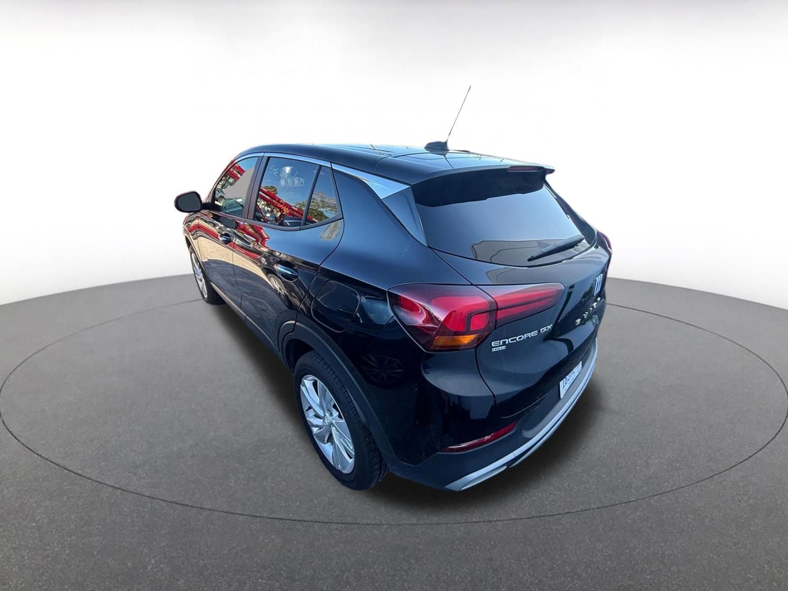 Used 2025 Buick Encore GX Preferred image 6
