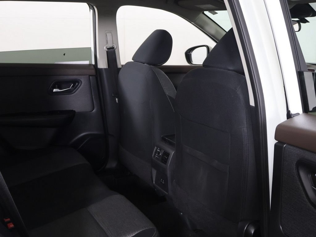 Used 2023 Nissan Rogue SV AWD/4WD image 25