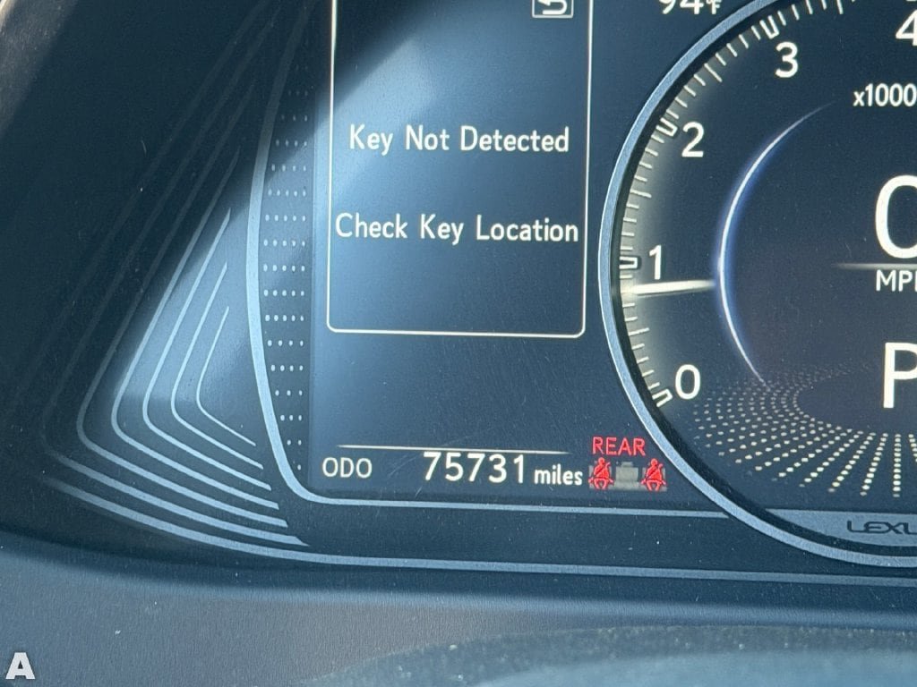 Used 2020 Lexus UX 200 w/ Premium Package FWD image 24
