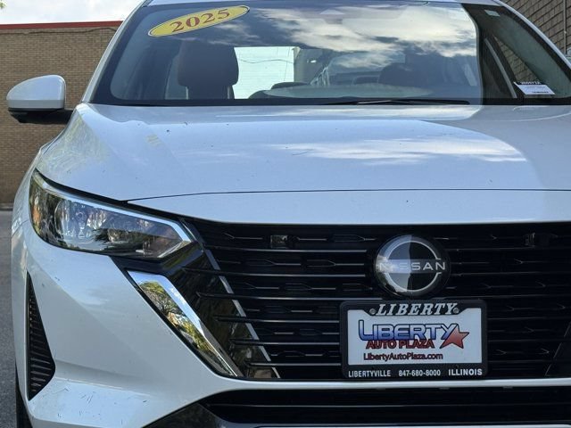 Used 2025 Nissan Sentra SV w/ SV Premium Package FWD image 34