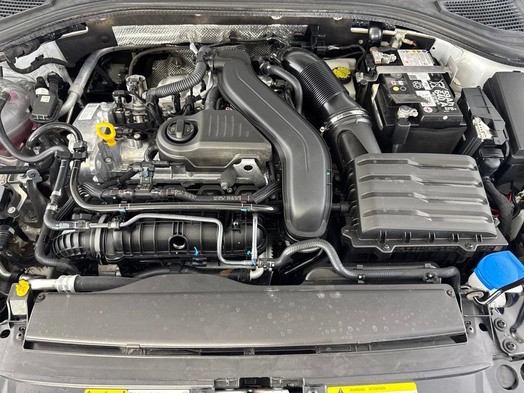 Used 2025 Volkswagen Jetta Sport FWD image 19