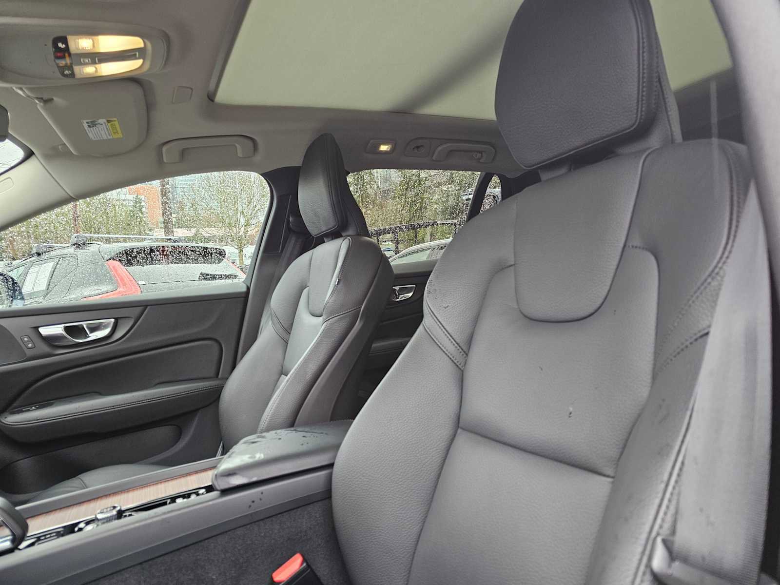 Certified 2025 Volvo V60 B5 Cross Country Plus image 24