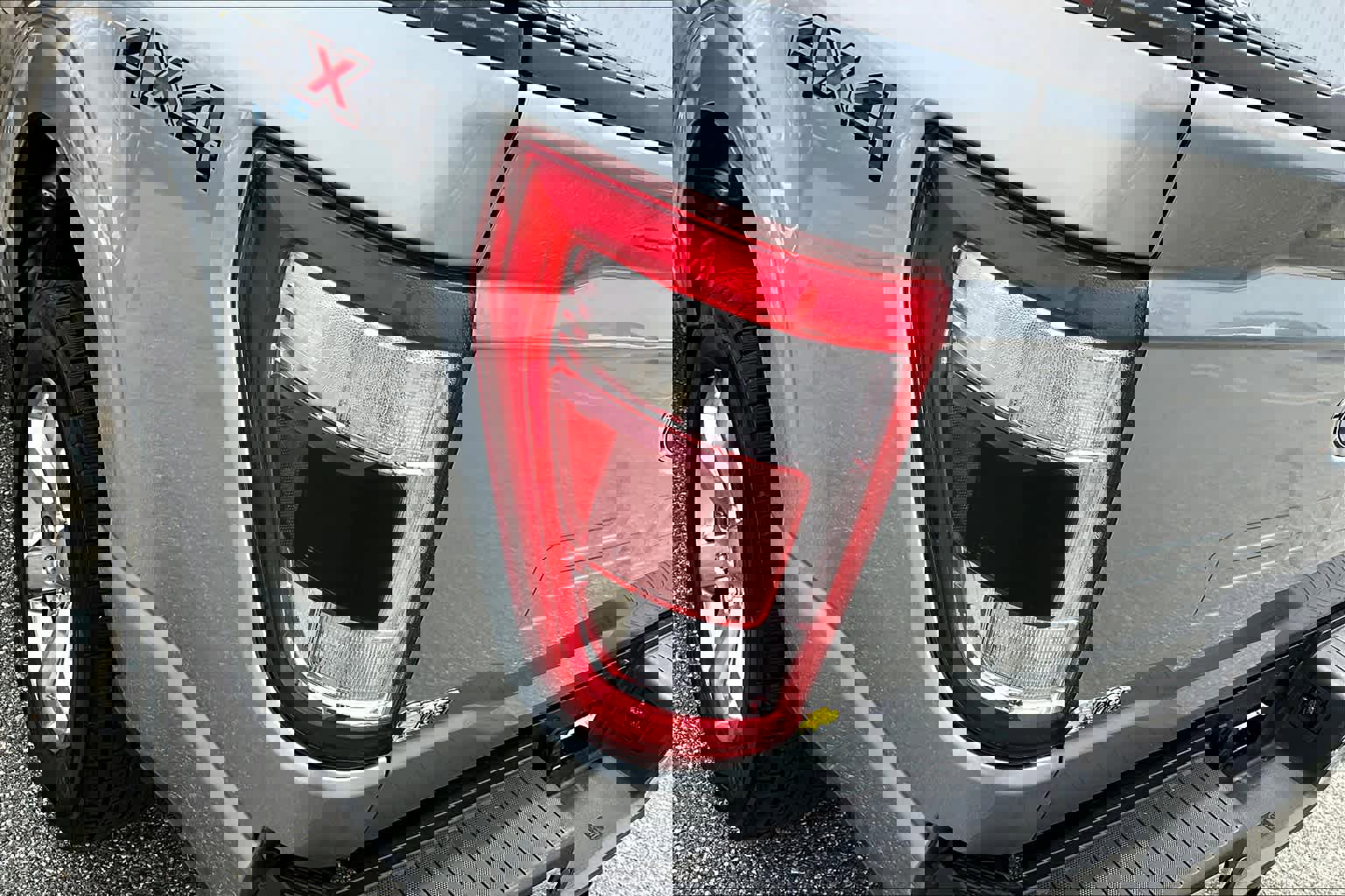 Used 2022 Ford F150 Lariat w/ Equipment Group 502A High image 68