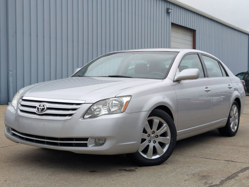 Used 2005 Toyota Avalon XLS