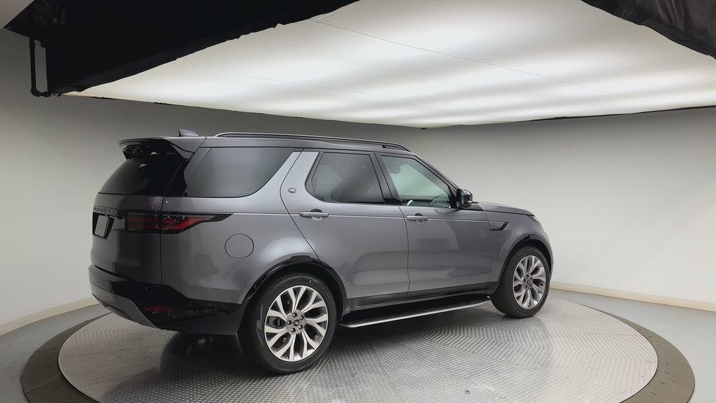 New 2026 Land Rover Discovery Limited Edition AWD/4WD image 2