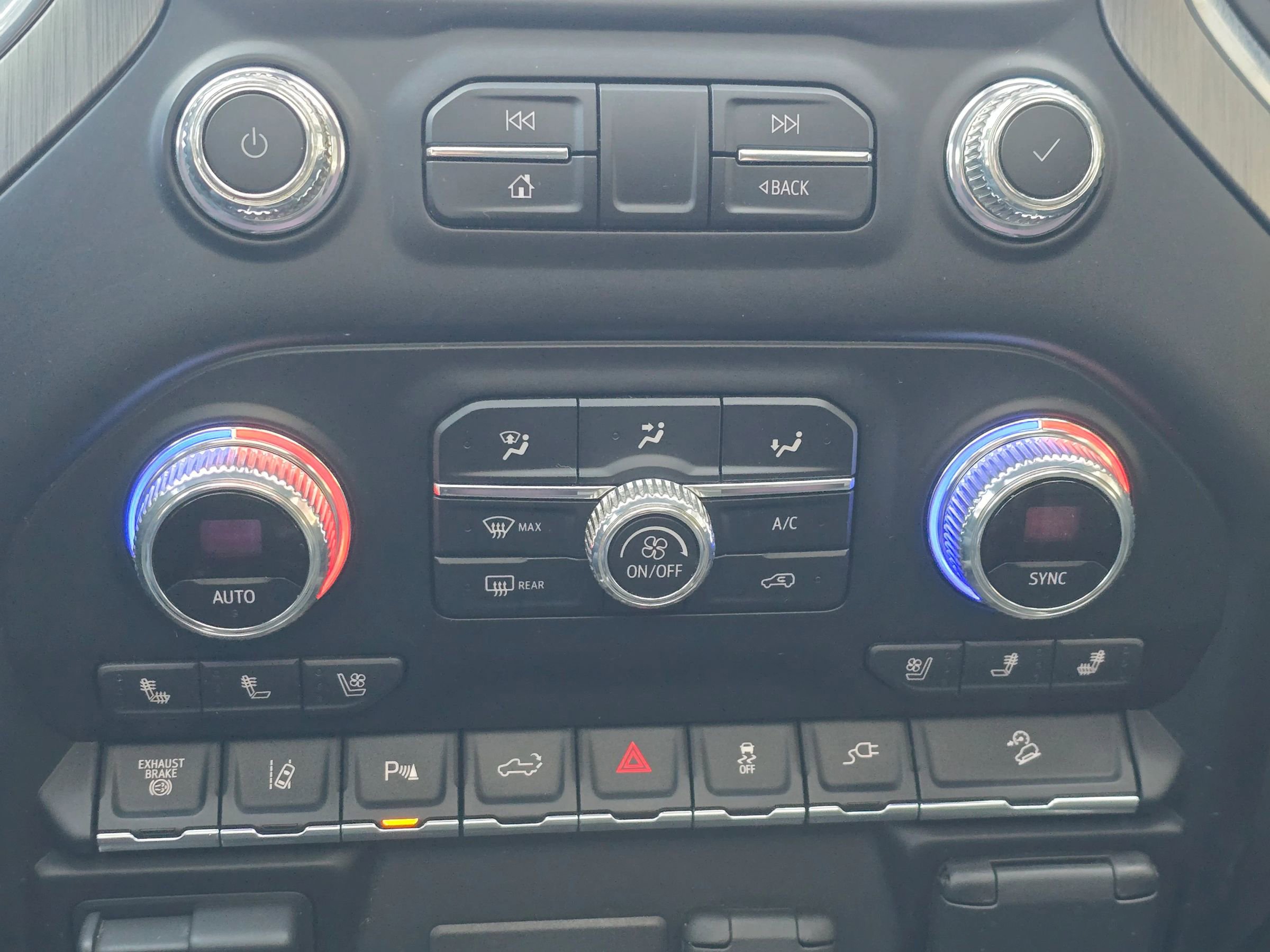 Used 2020 GMC Sierra 2500 Denali w/ Denali Ultimate Package image 34