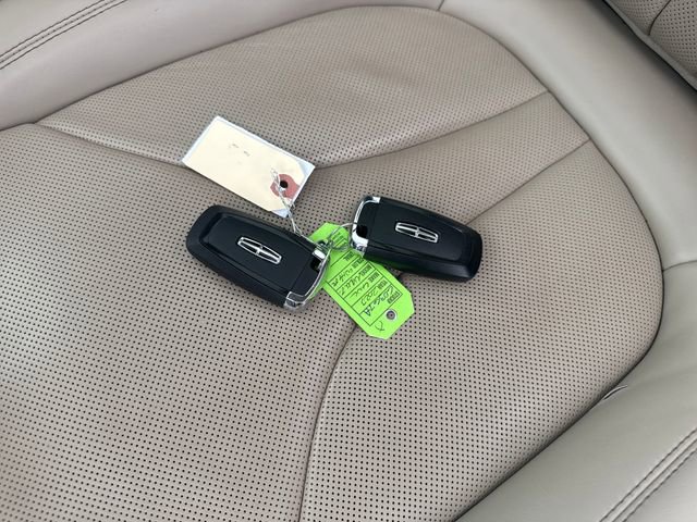 Certified 2023 Lincoln Nautilus Reserve AWD/4WD image 34