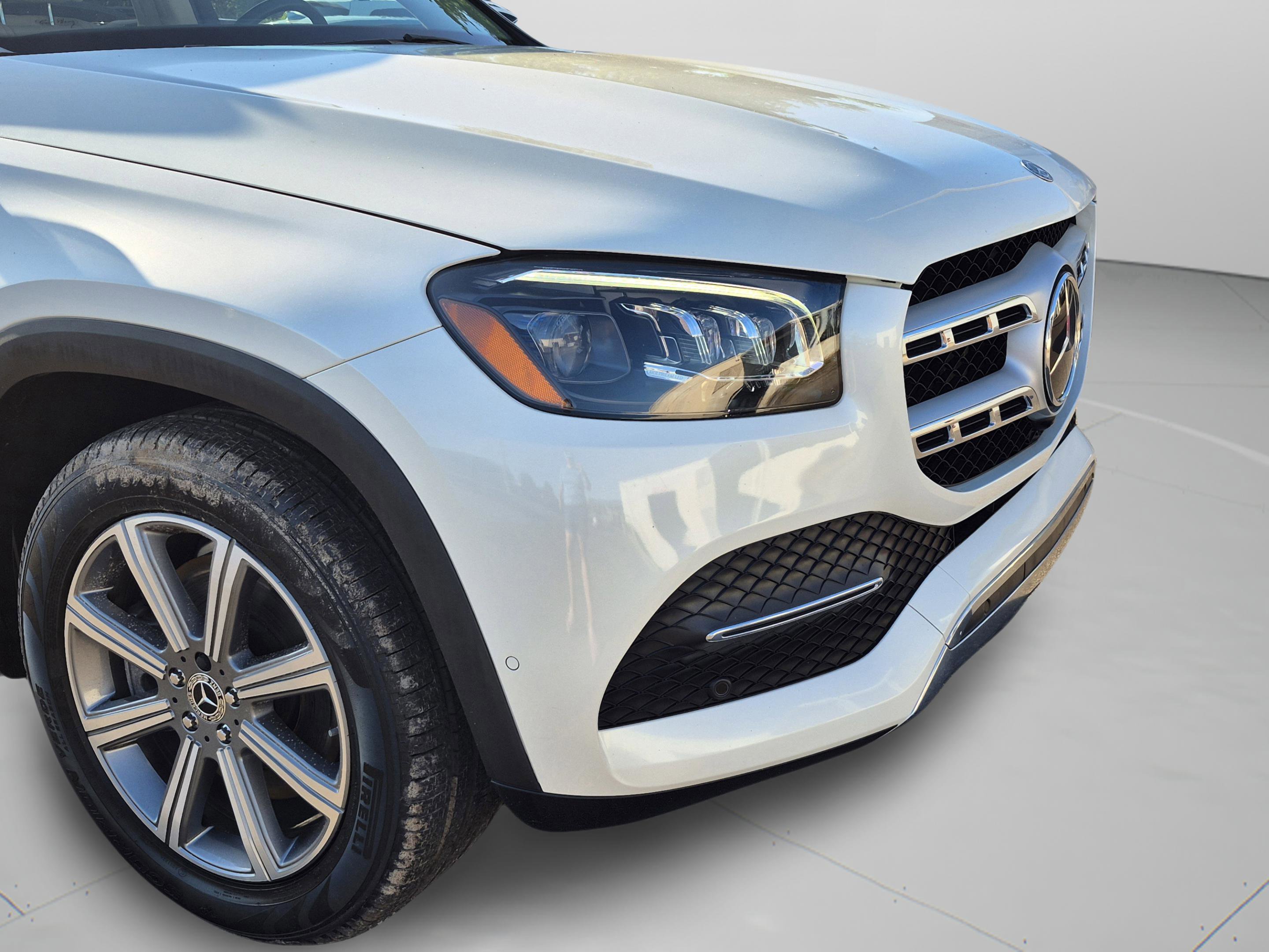 Used 2021 Mercedes-Benz GLS 450 4MATIC image 37