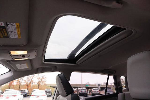 Certified 2018 Toyota RAV4 Limited image 9