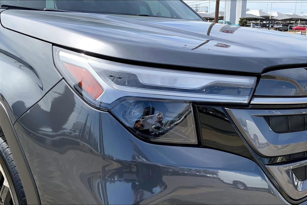 Certified 2025 Subaru Forester Limited image 30