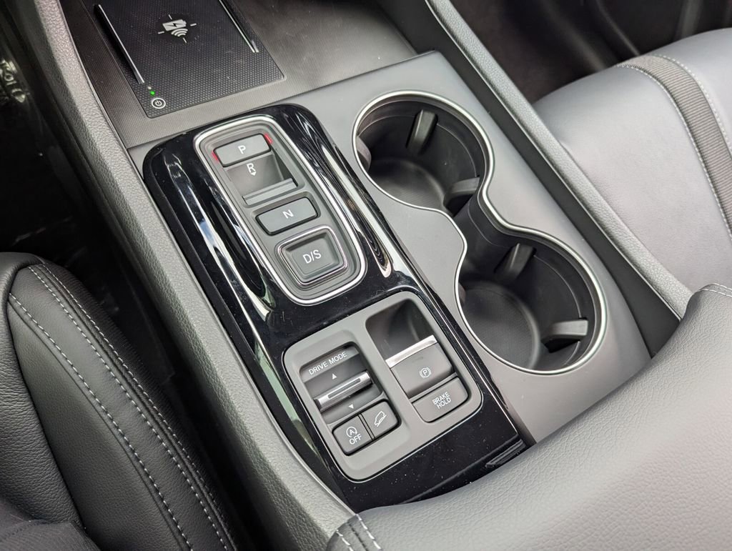 New 2025 Honda Pilot Black Edition image 18