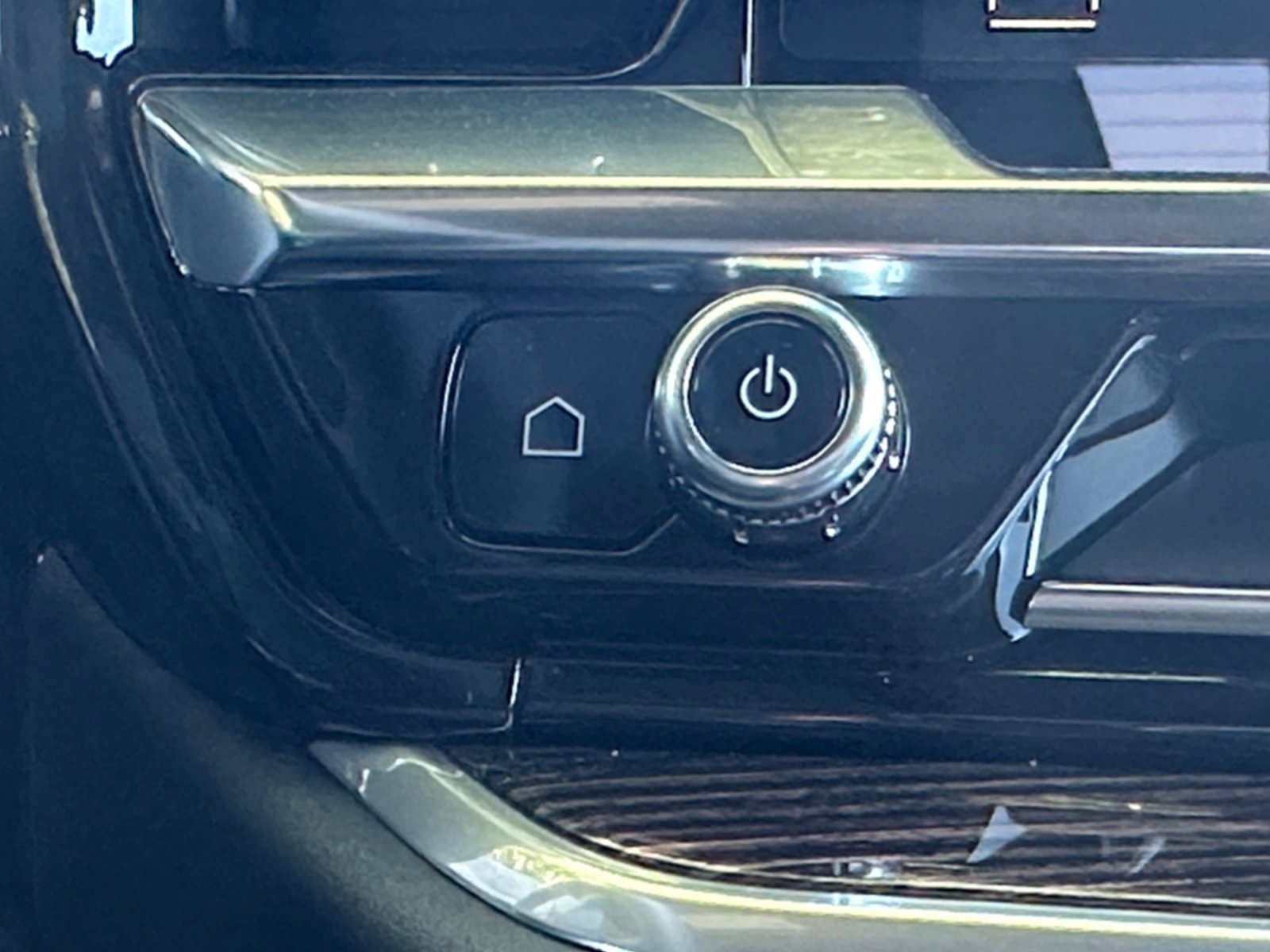 New 2026 GMC Sierra 1500 Elevation image 17