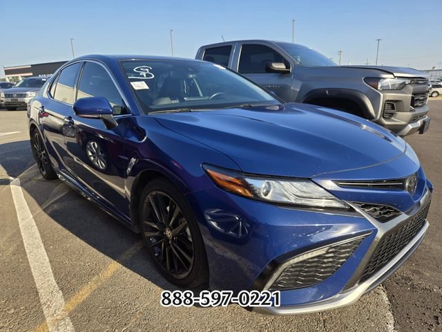 Used 2023 Toyota Camry XSE FWD image 7