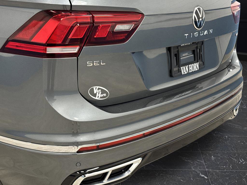 Used 2024 Volkswagen Tiguan SEL R-Line image 34