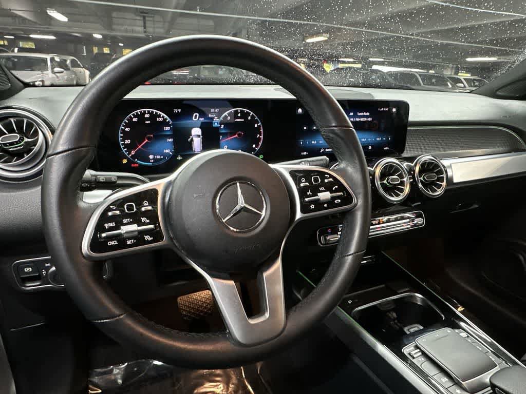 Used 2023 Mercedes-Benz GLB 250 image 13