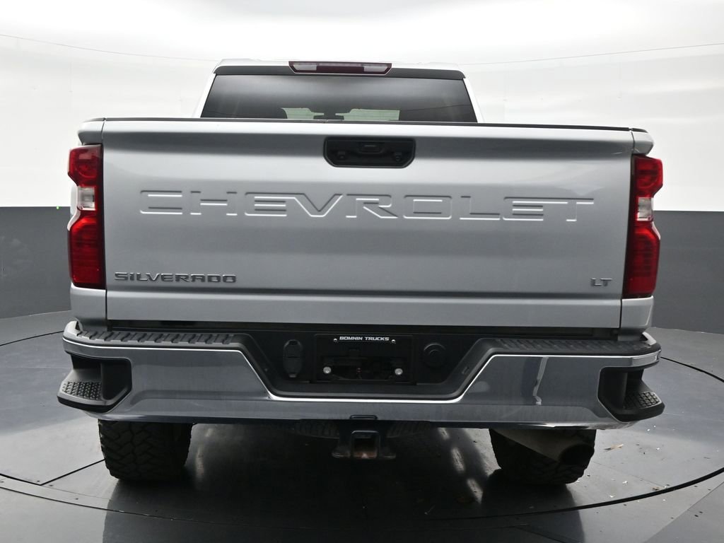 Used 2022 Chevrolet Silverado 2500 LT w/ Convenience Package AWD/4WD image 4