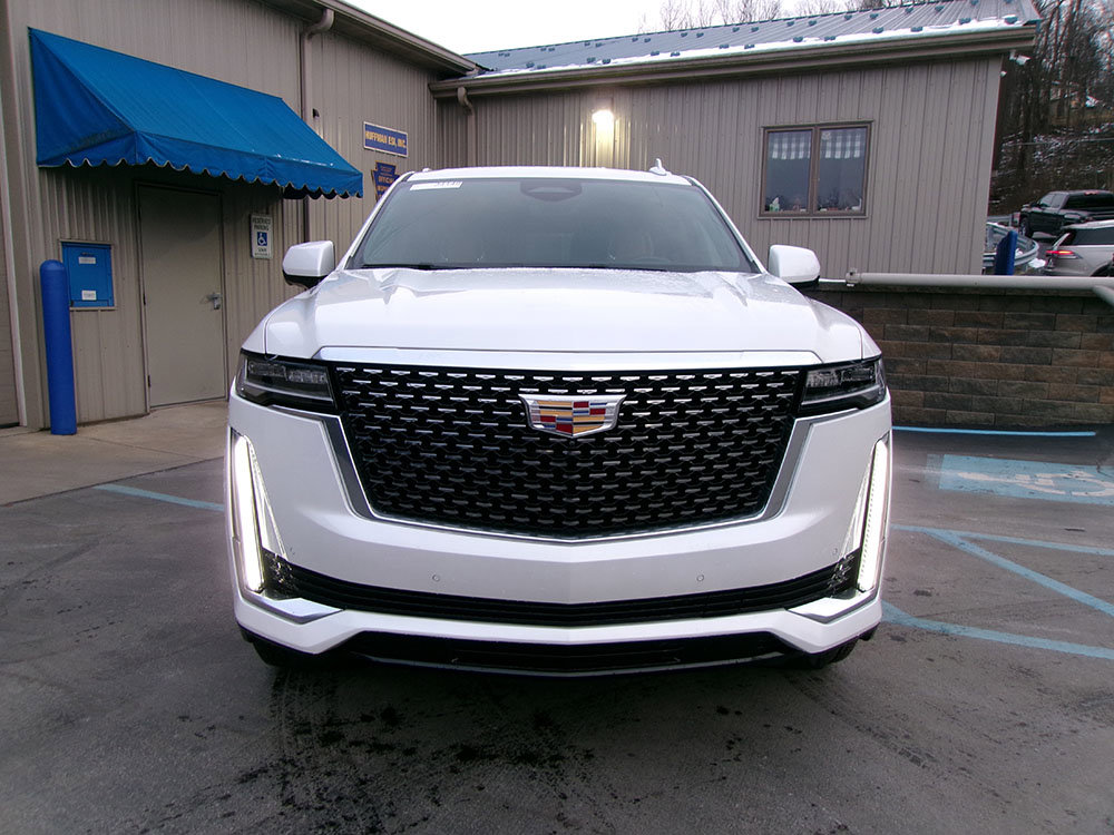 Used 2023 Cadillac Escalade Premium Luxury image 2