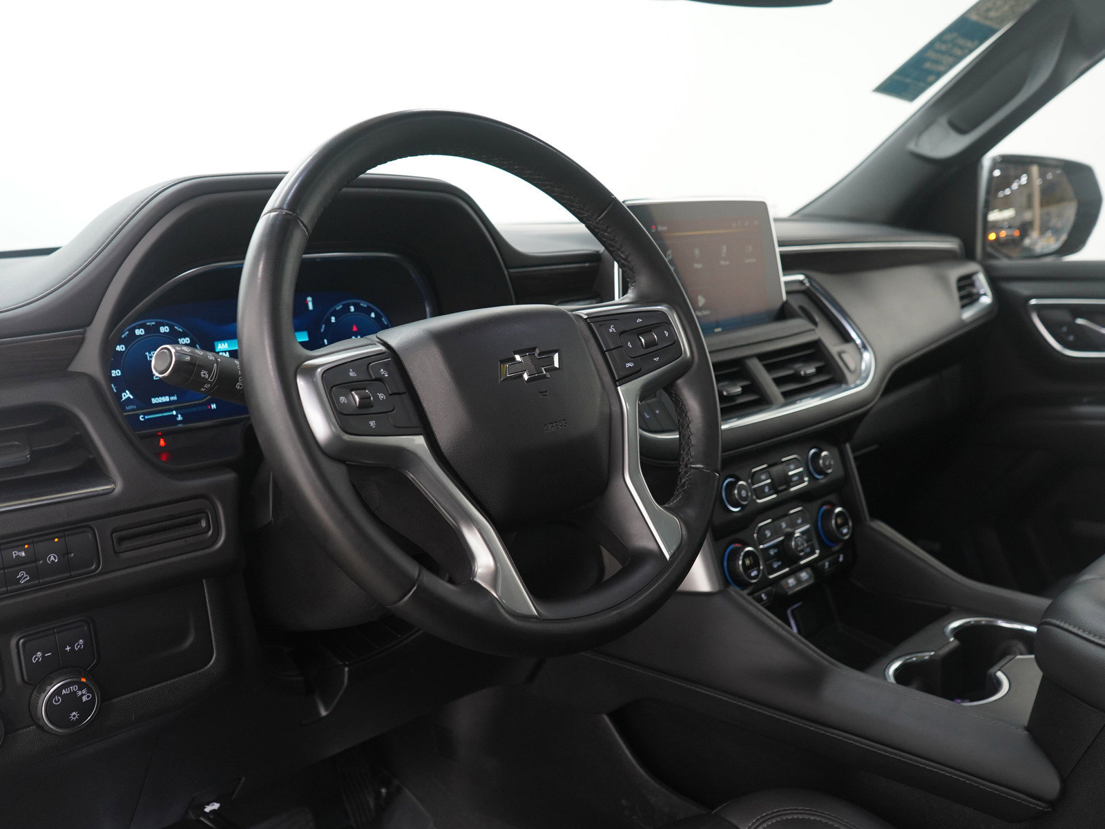 Used 2024 Chevrolet Suburban Z71 AWD/4WD image 27