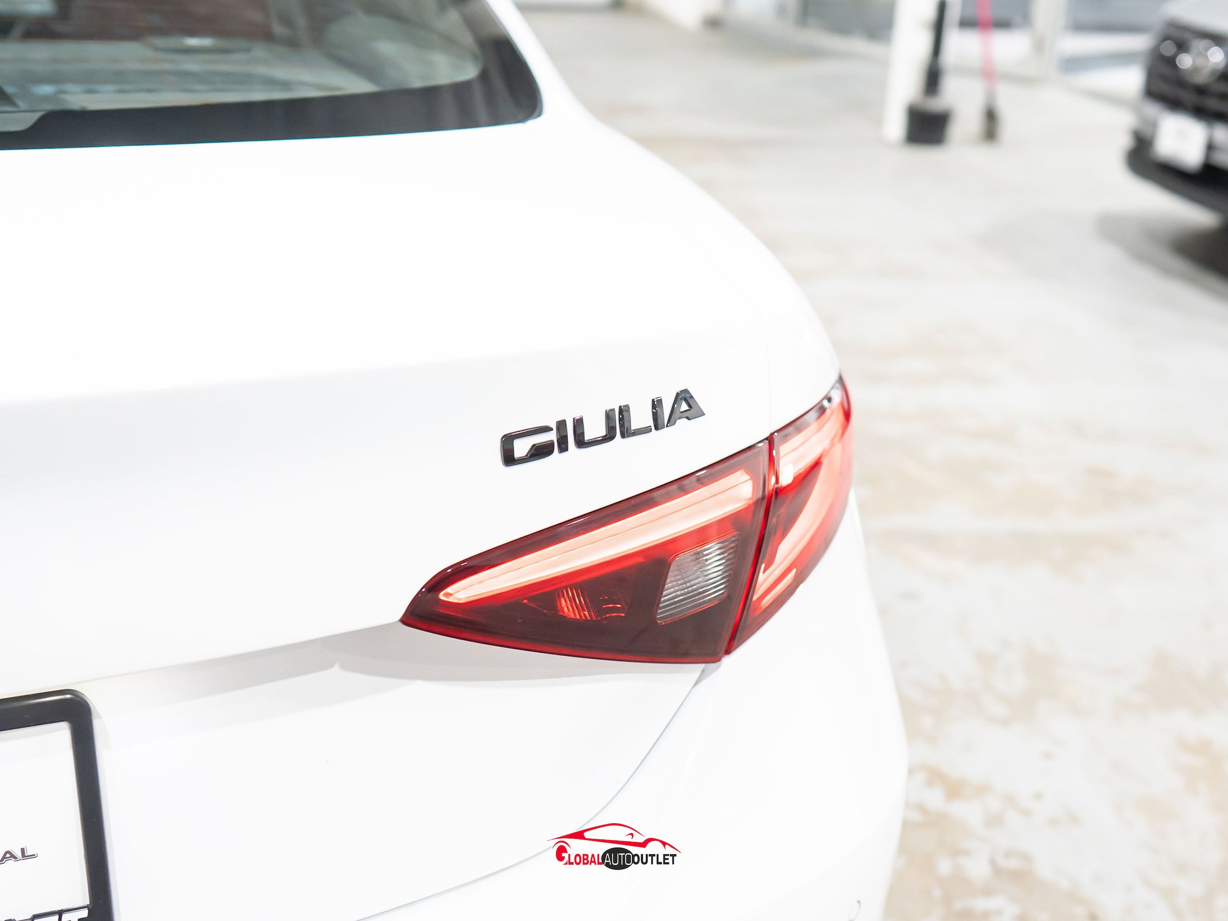 Used 2018 Alfa Romeo Giulia Ti Sport w/ Quick Order Package 22S Sport AWD/4WD image 47