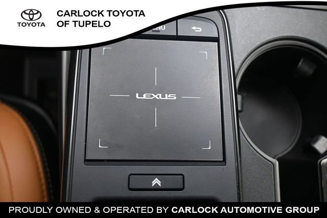 Used 2024 Lexus IS 300 w/ Comfort Package RWD image 19