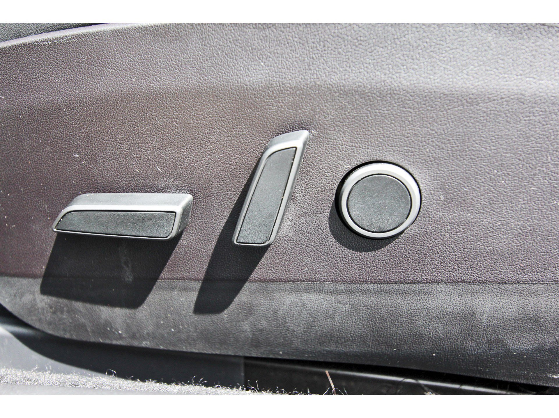 Used 2022 Tesla Model 3 Long Range AWD/4WD image 30