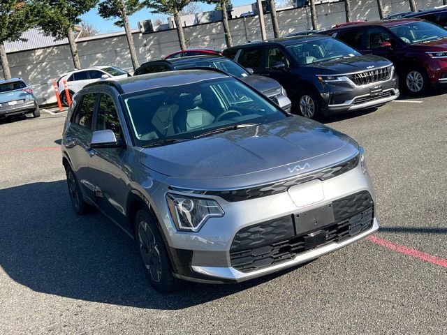 Certified 2025 Kia Niro Wind w/ Wind Preserve Package image 7