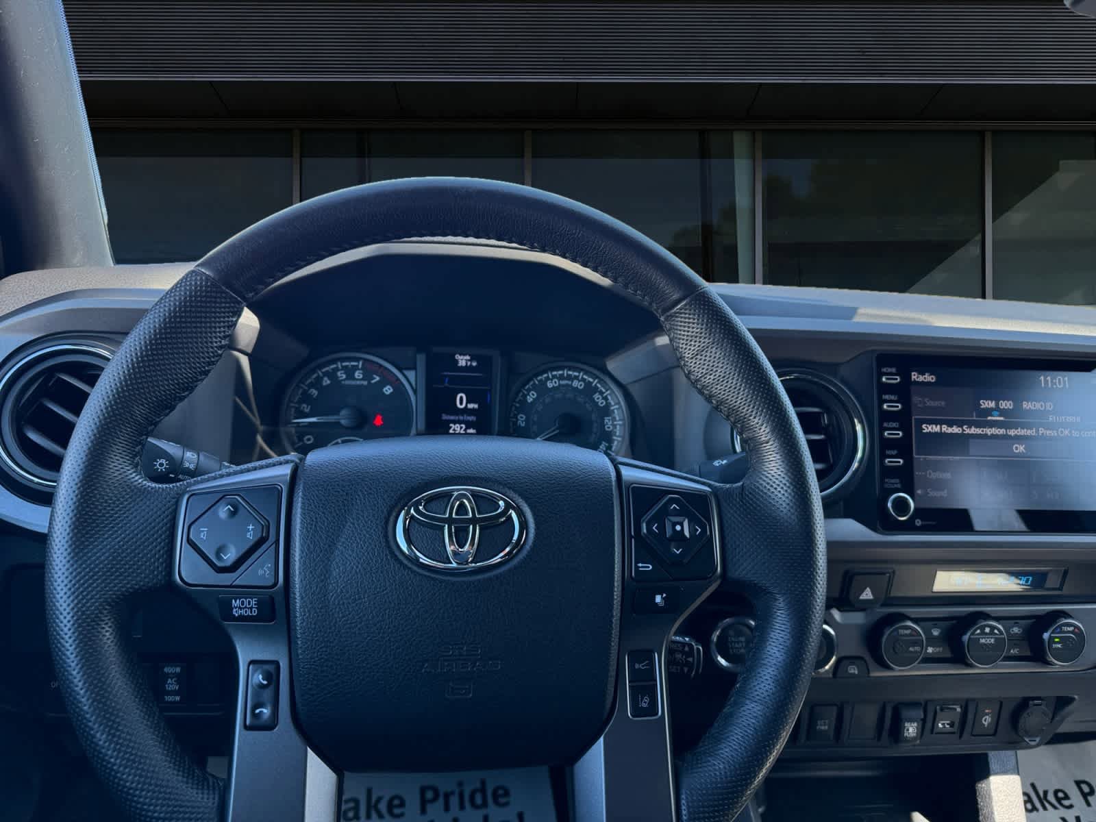 Used 2022 Toyota Tacoma TRD Off-Road AWD/4WD image 3