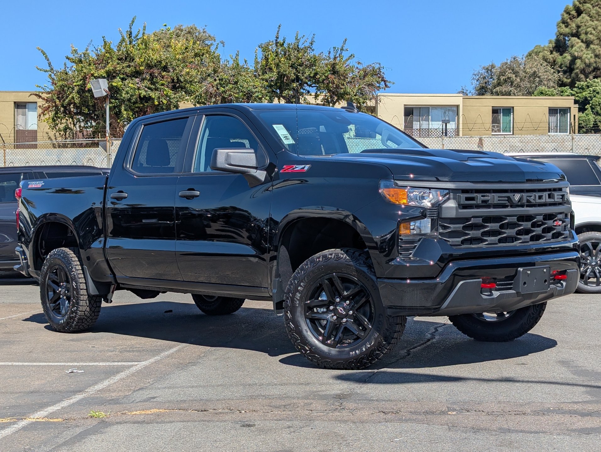 New 2026 Chevrolet Silverado 1500 Custom Trail Boss AWD/4WD image 2