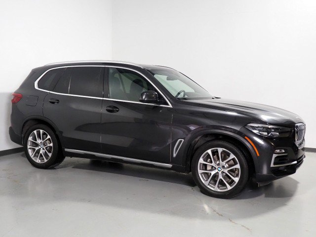 Used 2019 BMW X5 xDrive40i w/ Premium Package 2
