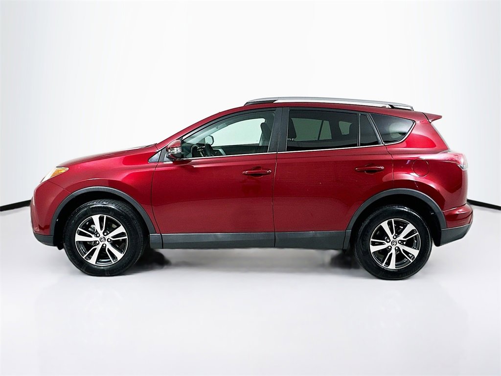 Used 2018 Toyota RAV4 XLE image 12