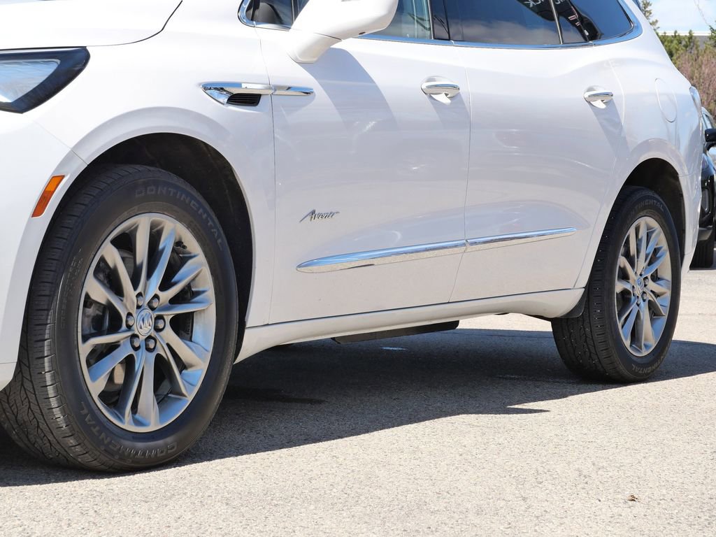 Used 2024 Buick Enclave Avenir w/ Avenir Technology Package AWD/4WD image 5