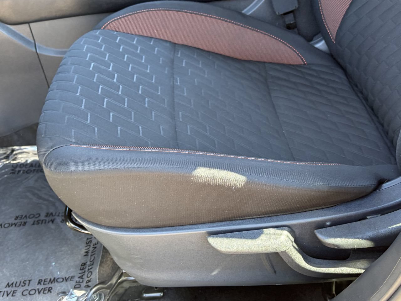 Used 2022 Nissan Kicks SR FWD image 23