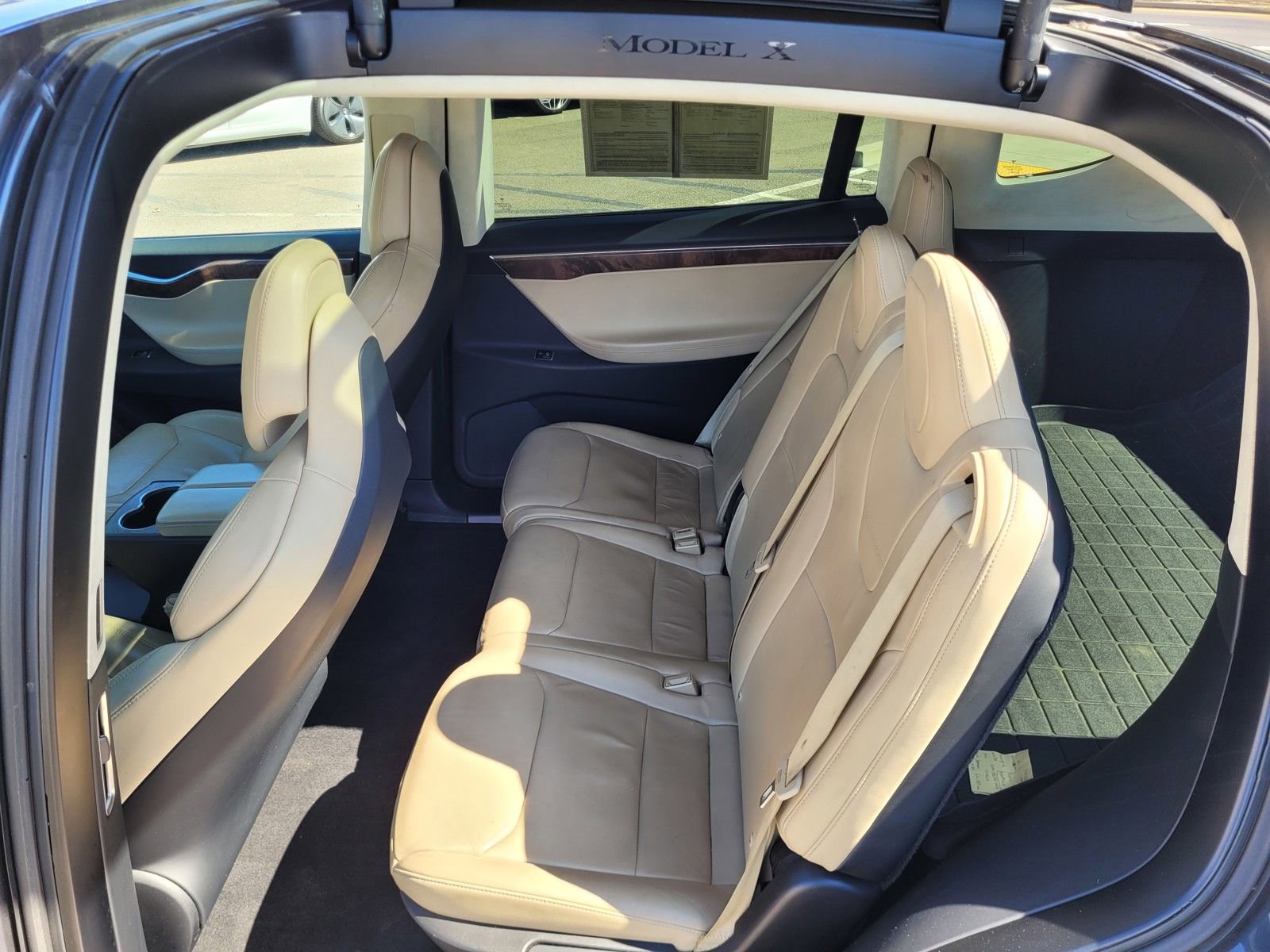 Used 2017 Tesla Model X 75D image 19