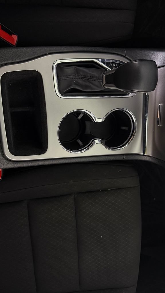Used 2021 Jeep Grand Cherokee Laredo AWD/4WD image 24