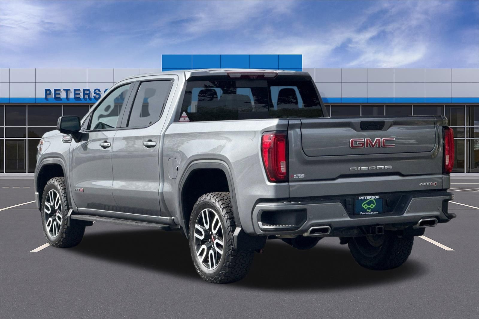 Certified 2022 GMC Sierra 1500 AT4 w/ AT4 Premium Package image 6
