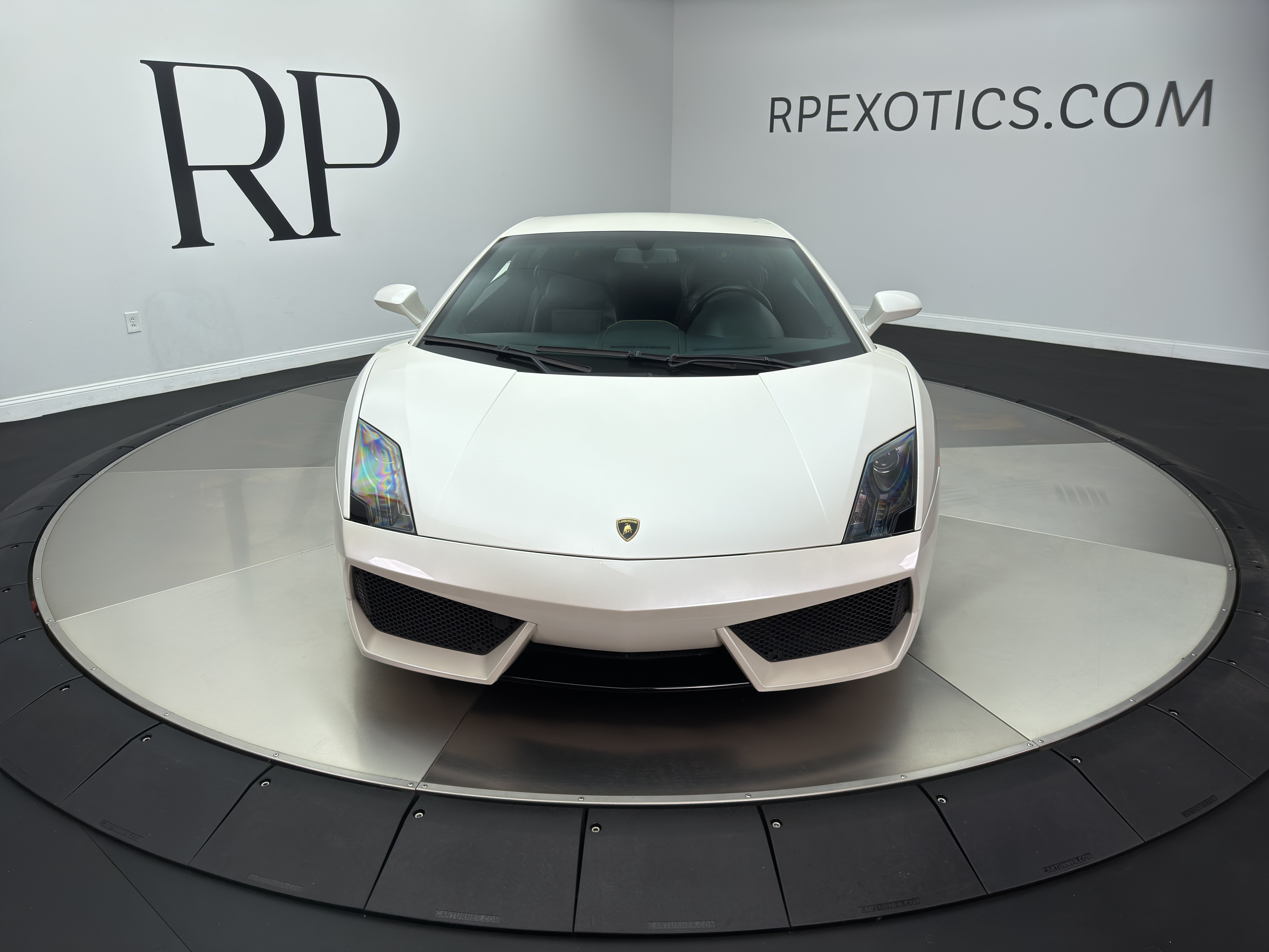 Used 2009 Lamborghini Gallardo LP 560-4 AWD/4WD image 2